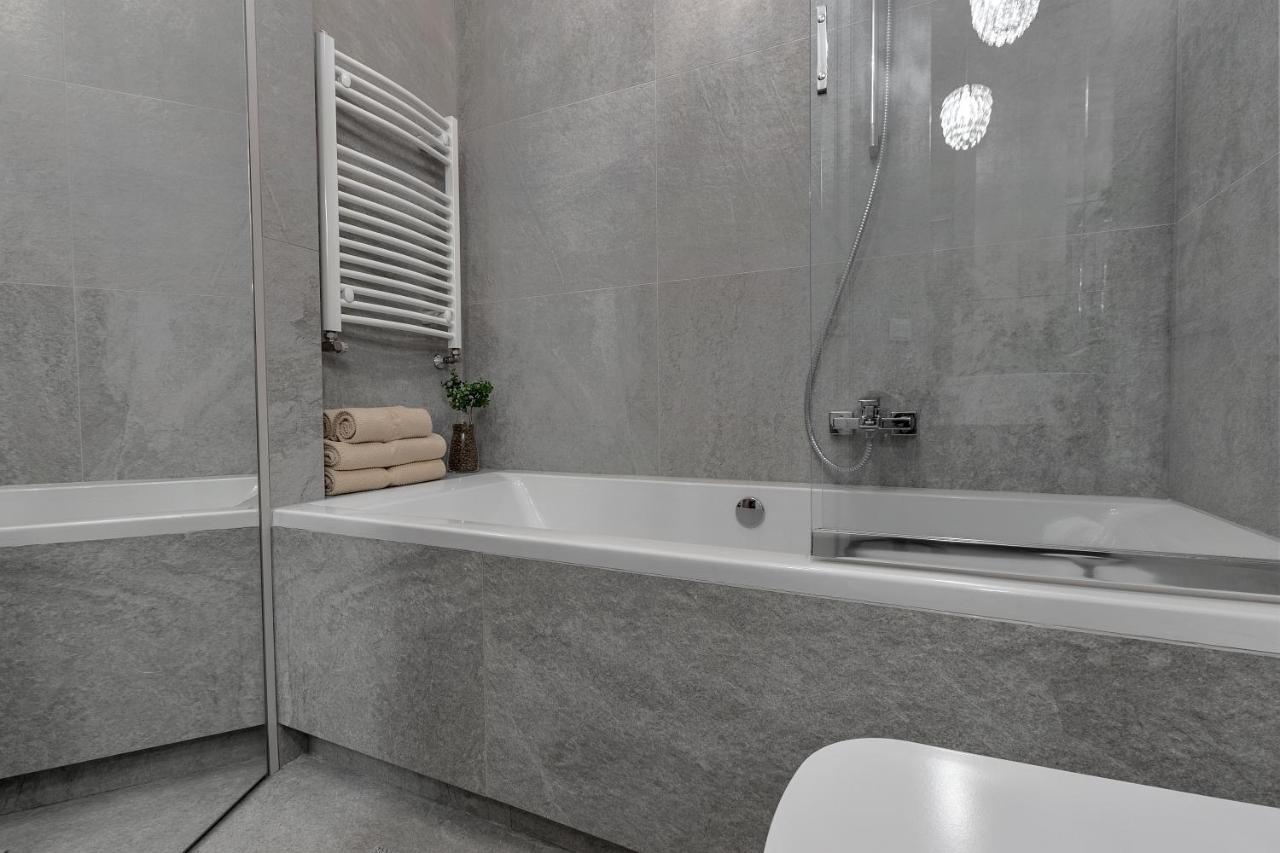Harbor Apartments - Mikolowska Katowice Ngoại thất bức ảnh